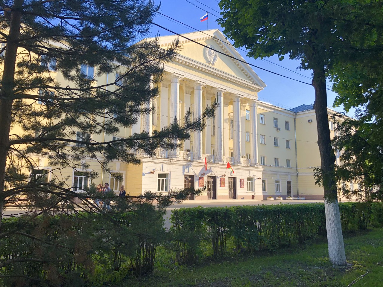 Поддержка малого и среднего предпринимательства (МСП).