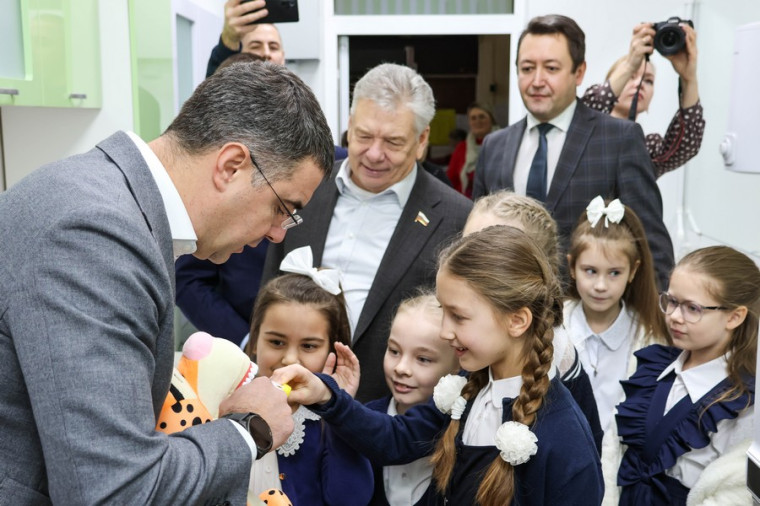 В двух новомосковских школах открыли современные стоматологические кабинеты.