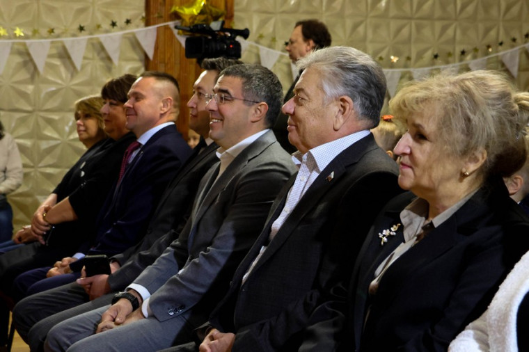 В двух новомосковских школах открыли современные стоматологические кабинеты.