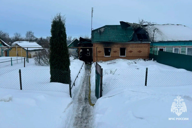 При пожаре в Плавском районе Тульской области погибли 5 человек.